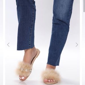NEVER WORN Fashionova Fur Sandals